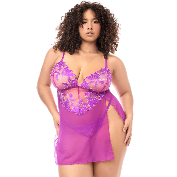 Babydoll grande taille en résille brodée florale et string 